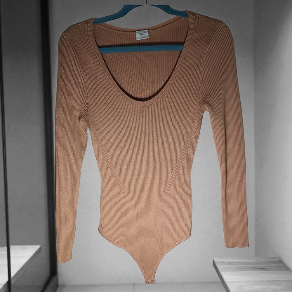 Abercrombie & Fitch L Ribbed Tan Bodysuit A-135